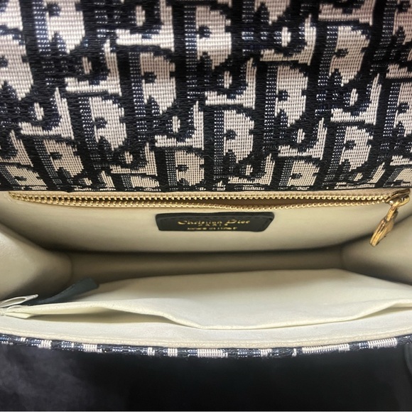 Christian Dior Addict flap bag with crossbody shoulder strap - Picture 13 of 14